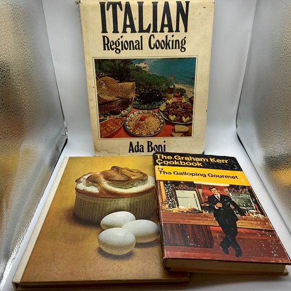 Vintage Lot of Three Cookbooks Italian Regional Cooking & Graham Kerr and More! - Picture 1 of 7